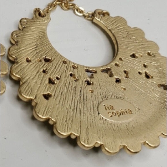 Lia Sophia Earrings - Picture 2 of 4